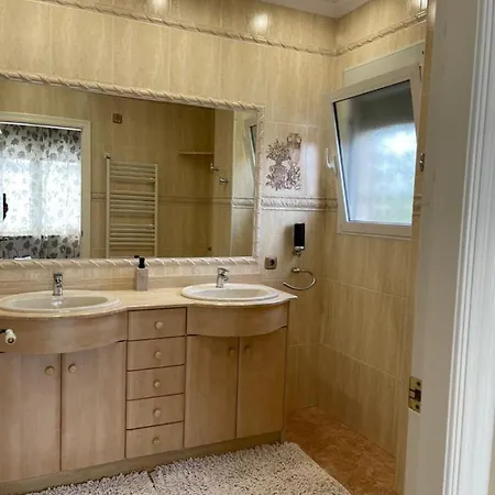 Вилла Villaparadise Benferri
